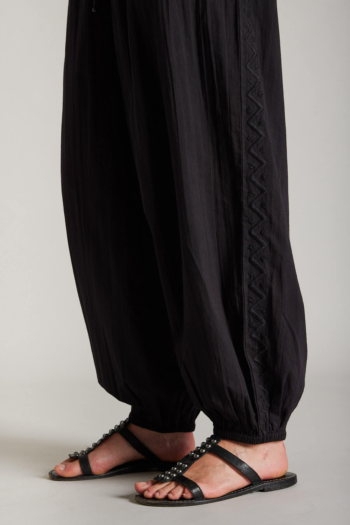 Santa Nina - Haram pants