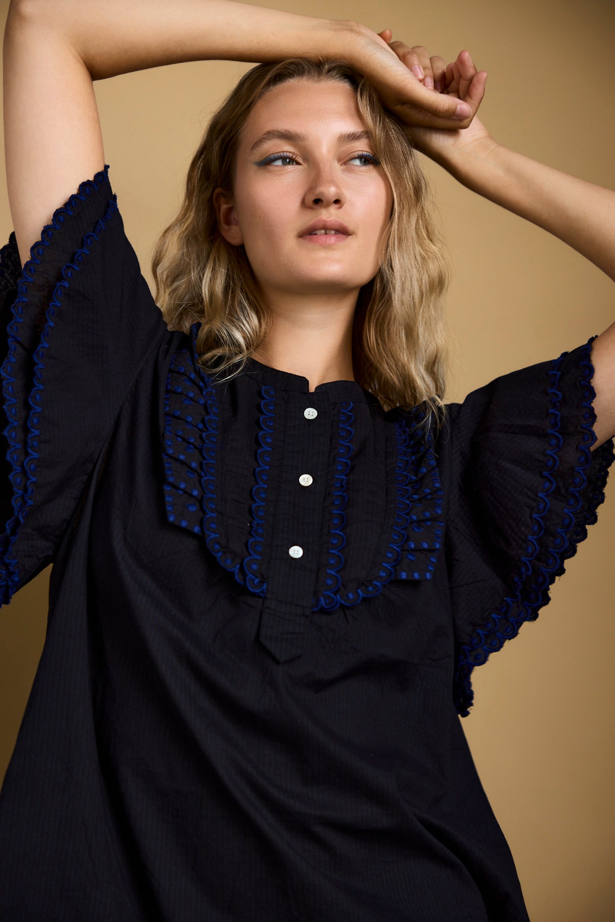 Santa Rosalina - Blouse