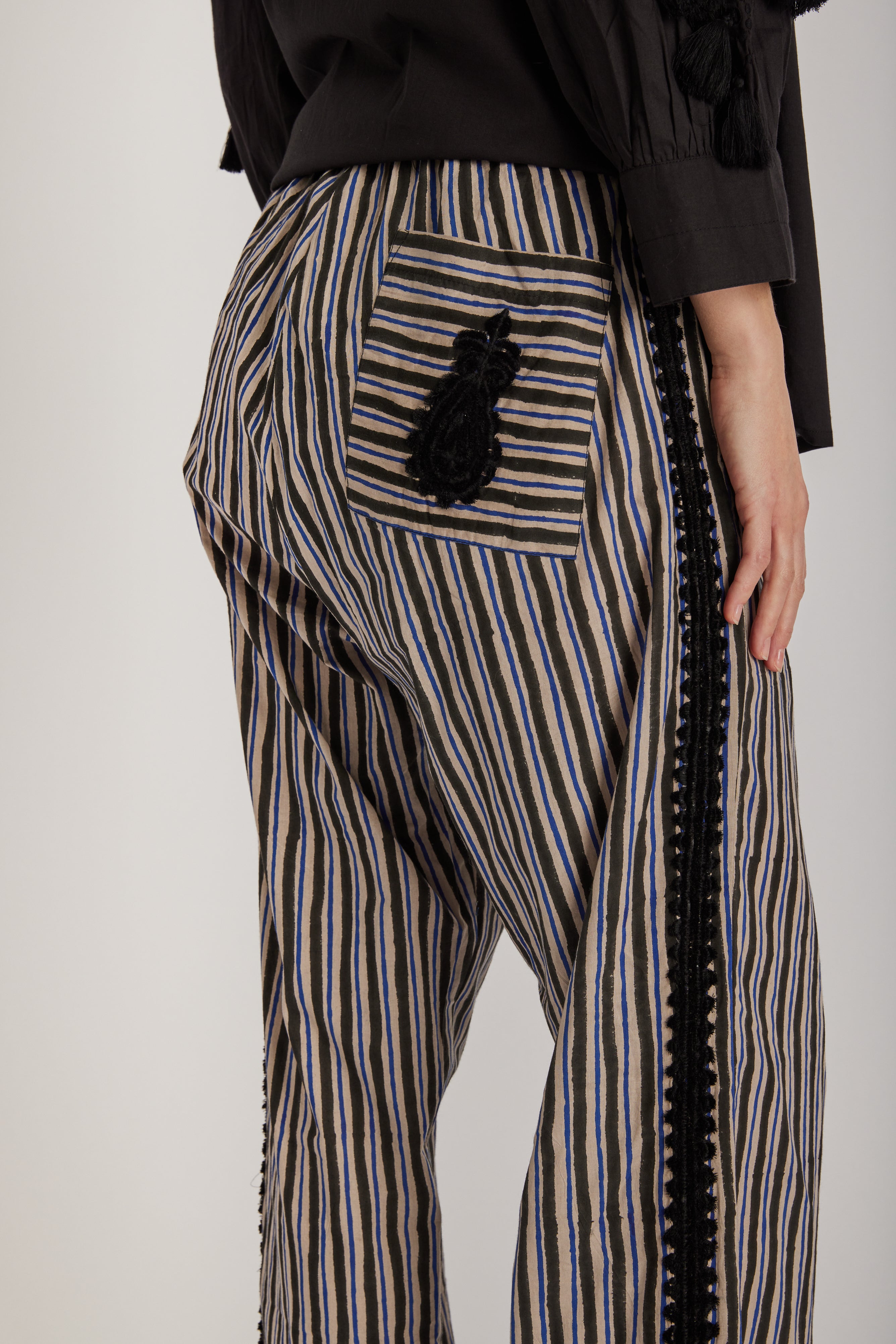 Santa Aurora - Pants